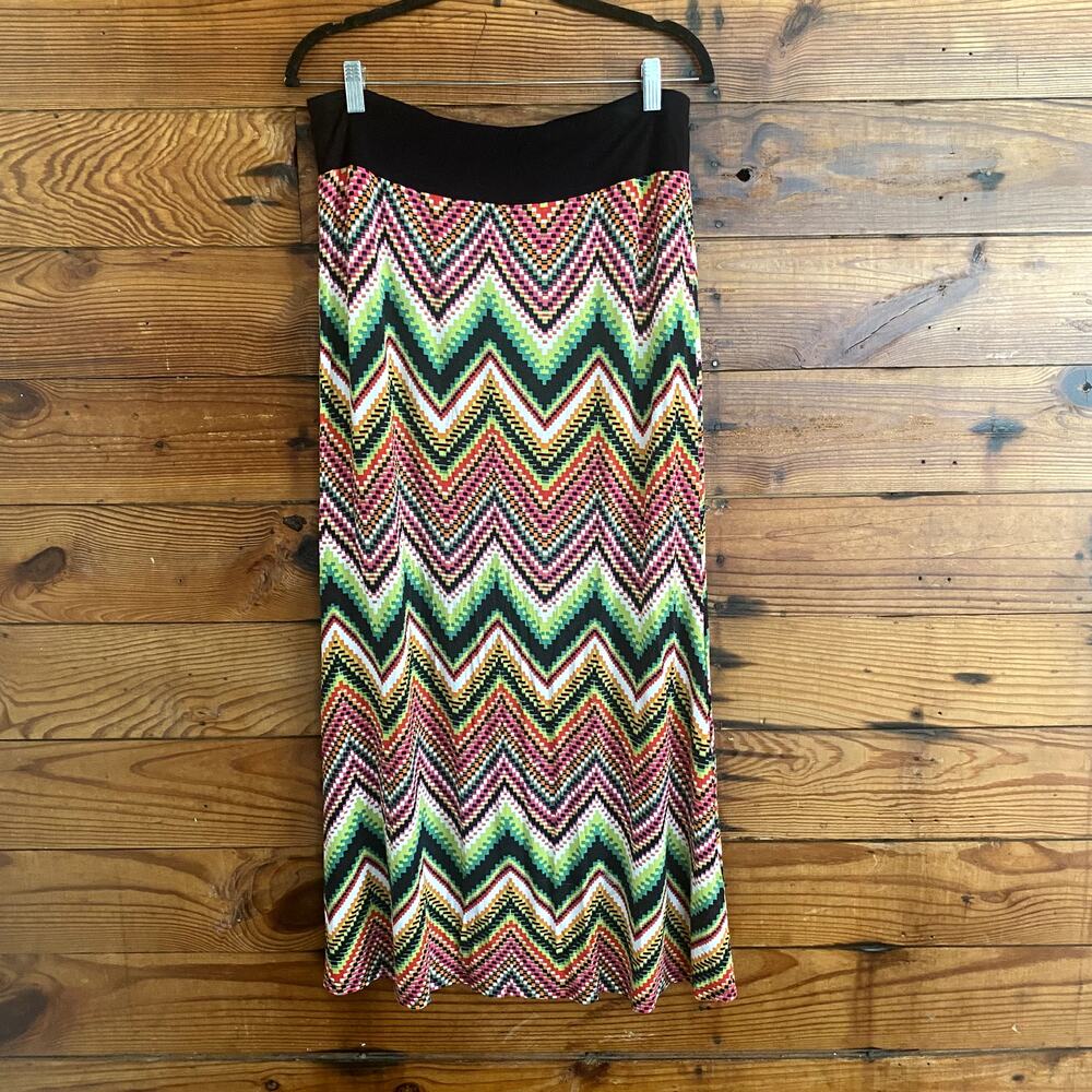 Karen Kane Colorful Chevron Boho Maxi Skirt size Medium
